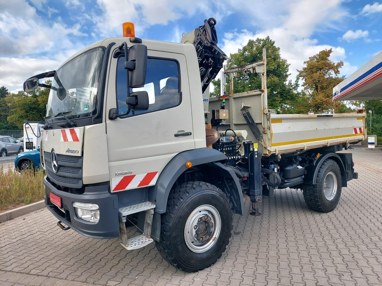Mercedes-Benz Atego / 1324 MEILLER 4X4 KRAN ATLAS 116.3 Kipper - شاحنة قلاب, شاحنة كرين: صورة 1 Mercedes-Benz Atego / 1324 MEILLER 4X4 KRAN ATLAS 116.3 Kipper - شاحنة قلاب, شاحنة كرين: صورة 1