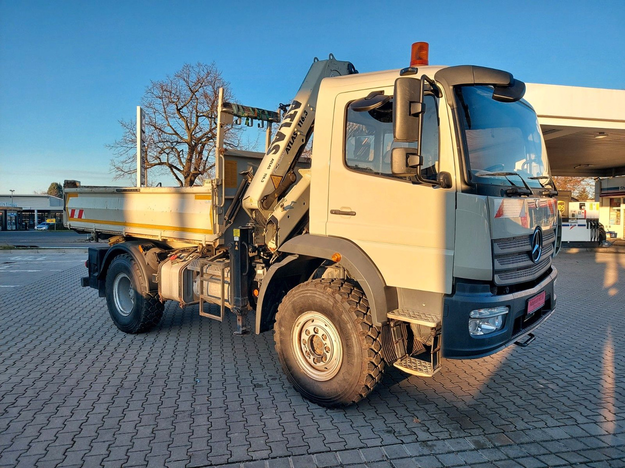 Mercedes-Benz Atego / 1324 MEILLER 4X4 KRAN ATLAS 116.3 Kipper - شاحنة قلاب, شاحنة كرين: صورة 2 Mercedes-Benz Atego / 1324 MEILLER 4X4 KRAN ATLAS 116.3 Kipper - شاحنة قلاب, شاحنة كرين: صورة 2