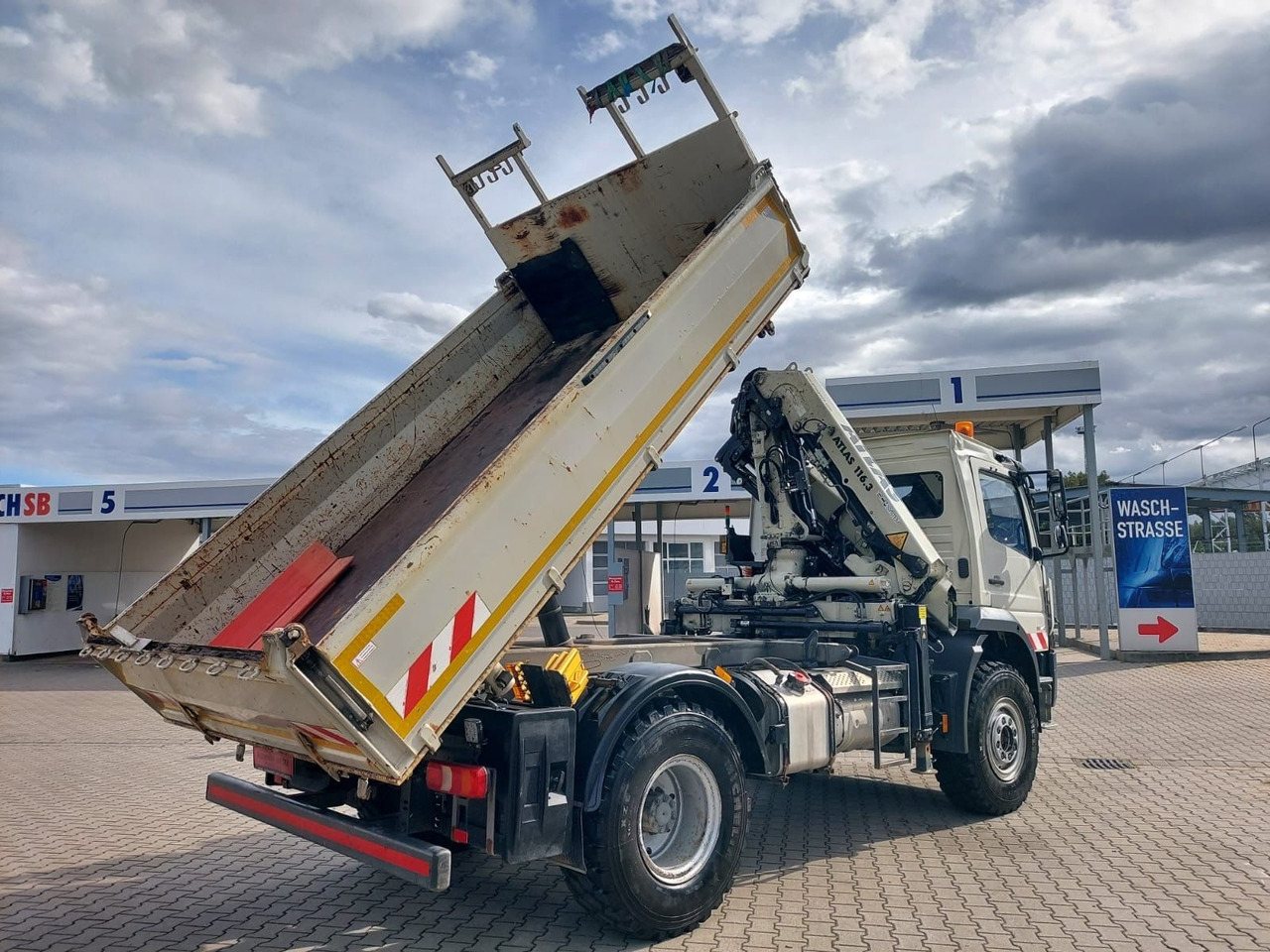 Mercedes-Benz Atego / 1324 MEILLER 4X4 KRAN ATLAS 116.3 Kipper - شاحنة قلاب, شاحنة كرين: صورة 2 Mercedes-Benz Atego / 1324 MEILLER 4X4 KRAN ATLAS 116.3 Kipper - شاحنة قلاب, شاحنة كرين: صورة 2