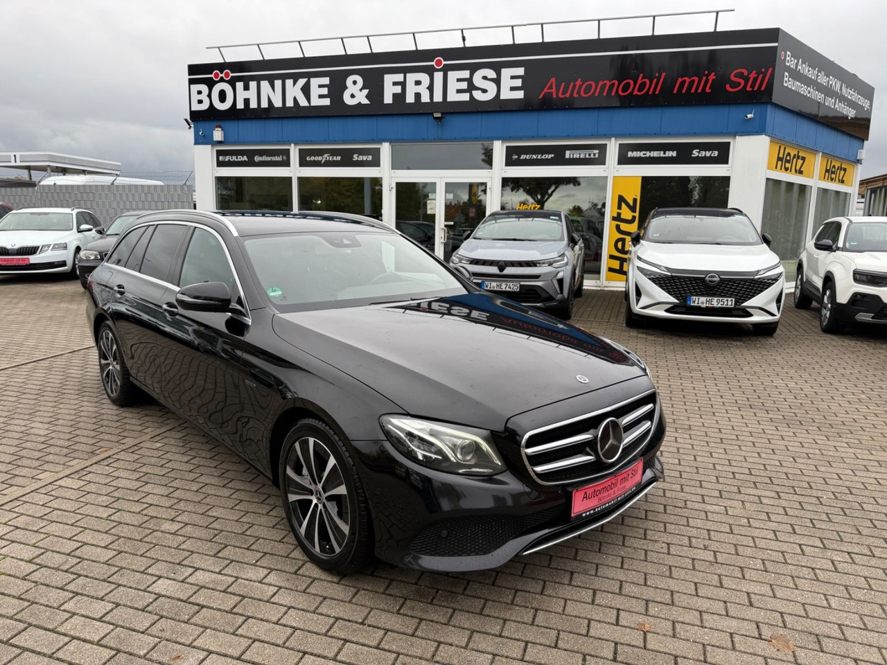 Mercedes-Benz E -Klasse T-Modell E 300 de LED NAVI ACC TEILLED - سيارة ستيشن: صورة 1 Mercedes-Benz E -Klasse T-Modell E 300 de LED NAVI ACC TEILLED - سيارة ستيشن: صورة 1