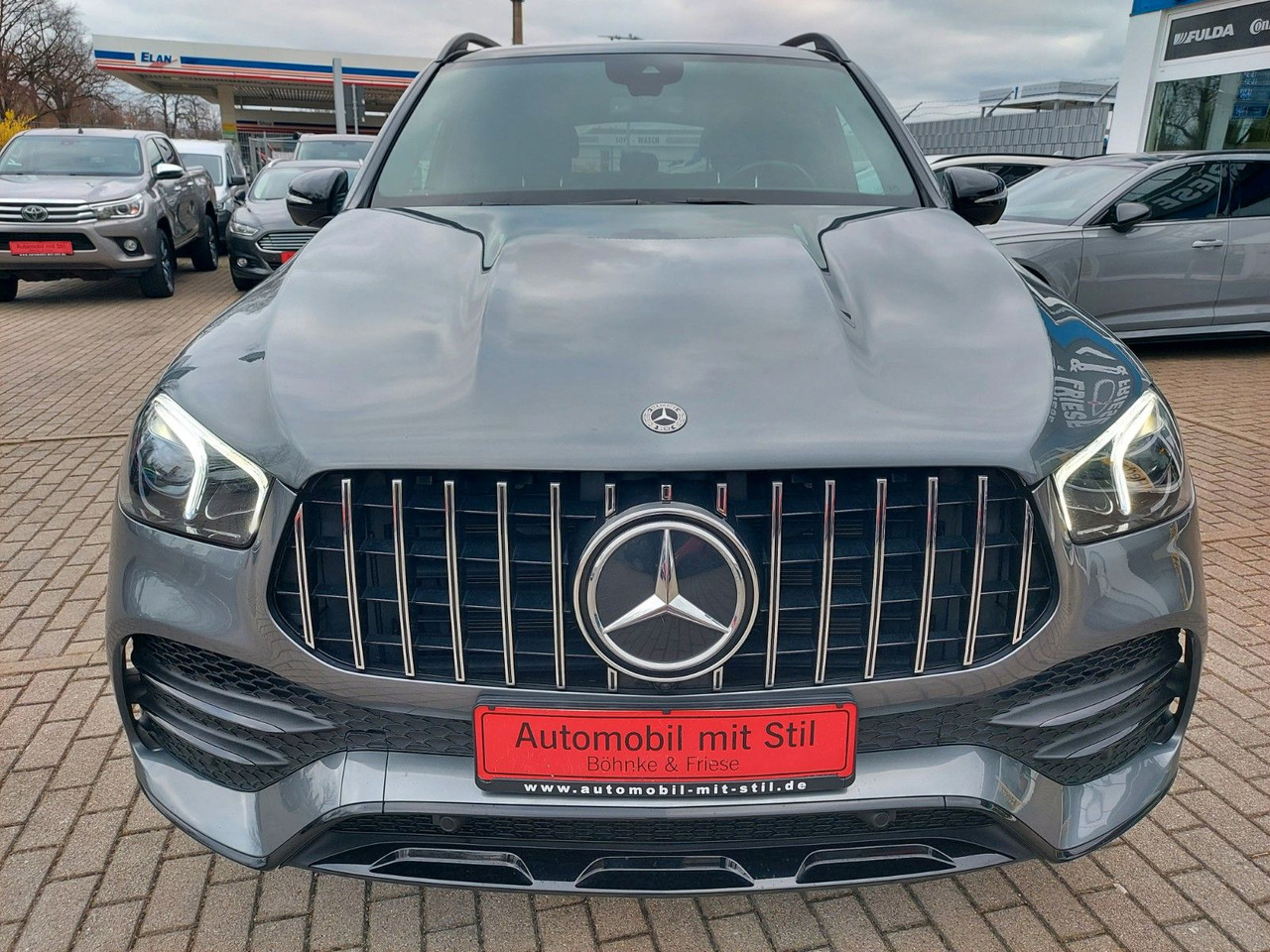 Mercedes-Benz GLE 400 GLE -Klasse 4Matic AMG Pano Leder Assist - سيارة: صورة 2 Mercedes-Benz GLE 400 GLE -Klasse 4Matic AMG Pano Leder Assist - سيارة: صورة 2