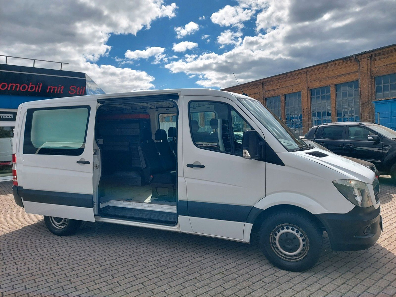 Mercedes-Benz Sprinter II Kasten 314 CDI Mixto 6 Sitze - ميكروباص: صورة 1 Mercedes-Benz Sprinter II Kasten 314 CDI Mixto 6 Sitze - ميكروباص: صورة 1