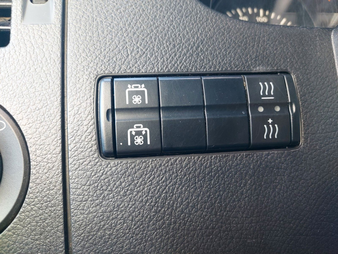 Mercedes-Benz Sprinter II Kasten 516 5T KLIMA AHK MAXI - فان: صورة 3 Mercedes-Benz Sprinter II Kasten 516 5T KLIMA AHK MAXI - فان: صورة 3