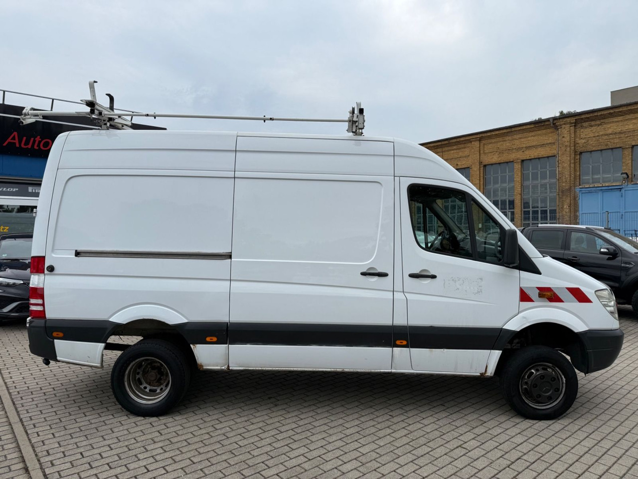 Mercedes-Benz Sprinter II Kasten 516 CDI 4X4 Allrad Standheiz. - ميكروباص: صورة 3 Mercedes-Benz Sprinter II Kasten 516 CDI 4X4 Allrad Standheiz. - ميكروباص: صورة 3