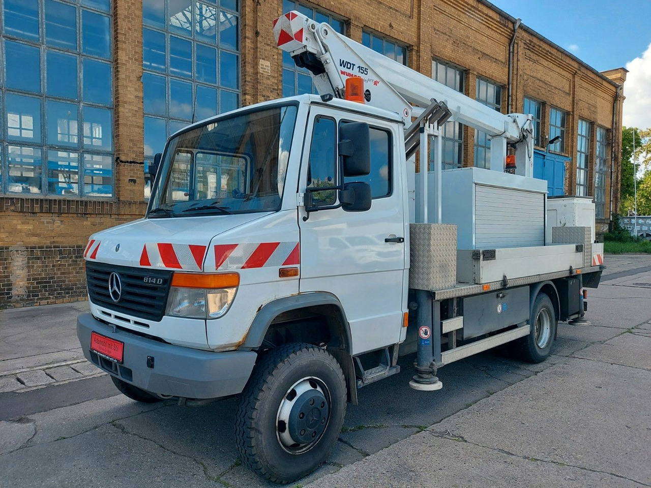 Mercedes-Benz VARIO 814D HUB Steiger WUMAG WDT 155 4X4 ALLRAD - منصة محمولة مثبتة على الشاحنة: صورة 5 Mercedes-Benz VARIO 814D HUB Steiger WUMAG WDT 155 4X4 ALLRAD - منصة محمولة مثبتة على الشاحنة: صورة 5