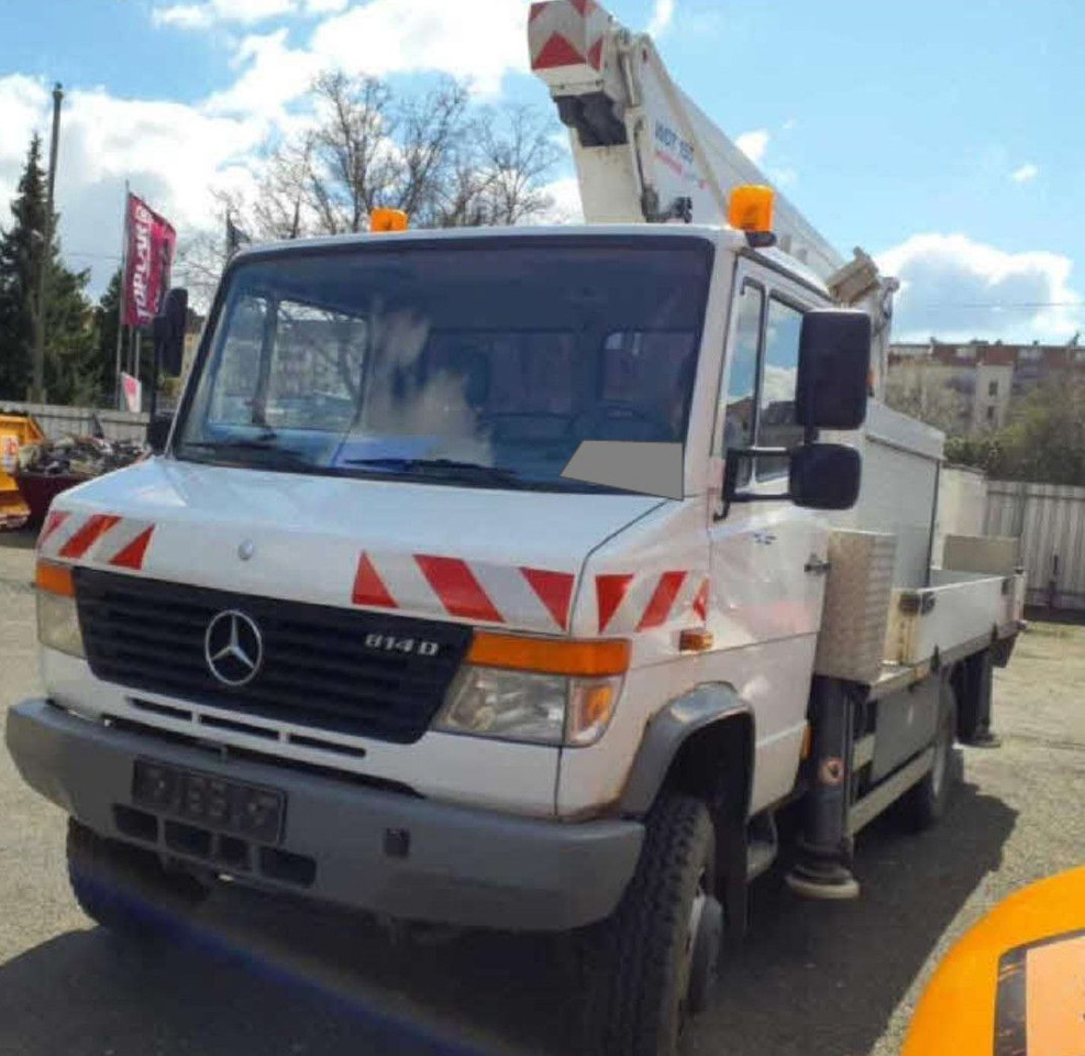 Mercedes-Benz VARIO 814D HUBARBEITS WUMAG 155T 4X4 ALLRAD - منصة محمولة مثبتة على الشاحنة: صورة 2 Mercedes-Benz VARIO 814D HUBARBEITS WUMAG 155T 4X4 ALLRAD - منصة محمولة مثبتة على الشاحنة: صورة 2