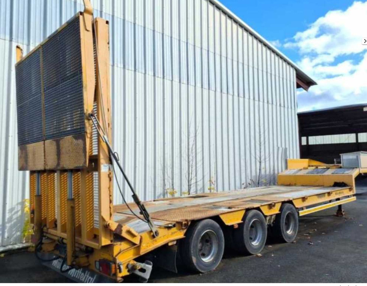 Müller-Mitteltal TS3 PROFI 30.0 - نصف مقطورة بلودر منخفض: صورة 1 Müller-Mitteltal TS3 PROFI 30.0 - نصف مقطورة بلودر منخفض: صورة 1