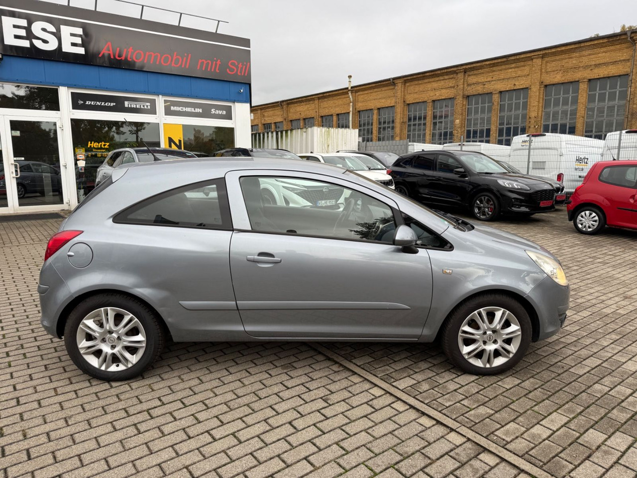 Opel Corsa D Edition KLIMA ALLWETTER REIFEN TÜV 26 - سيارة: صورة 5 Opel Corsa D Edition KLIMA ALLWETTER REIFEN TÜV 26 - سيارة: صورة 5