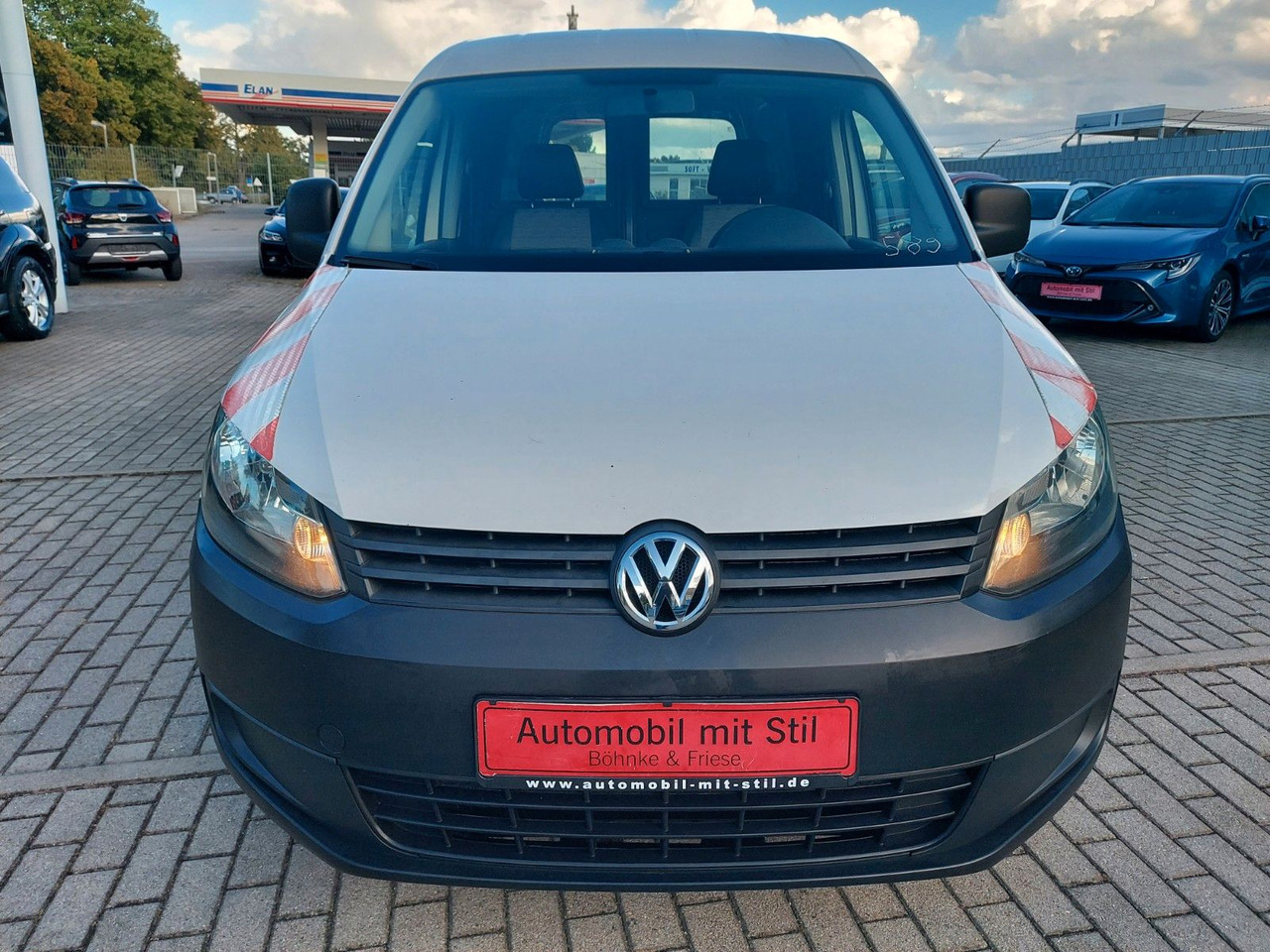 Volkswagen Caddy Kasten Kombi Klima AHK - ميكروباص: صورة 3 Volkswagen Caddy Kasten Kombi Klima AHK - ميكروباص: صورة 3