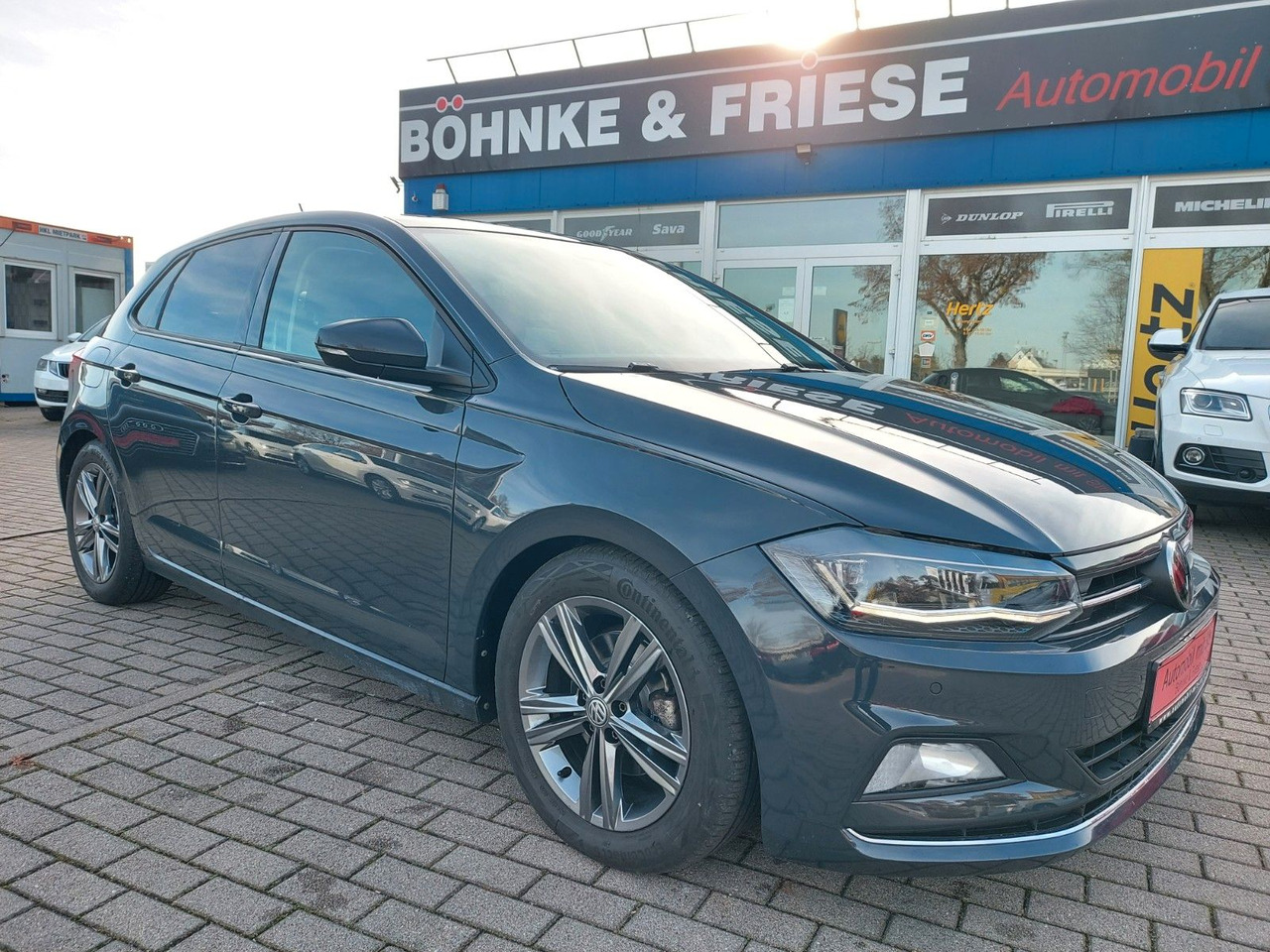 Volkswagen Polo VI Highline DSG ACC Radar Panorama 8x Räder - سيدان: صورة 2 Volkswagen Polo VI Highline DSG ACC Radar Panorama 8x Räder - سيدان: صورة 2