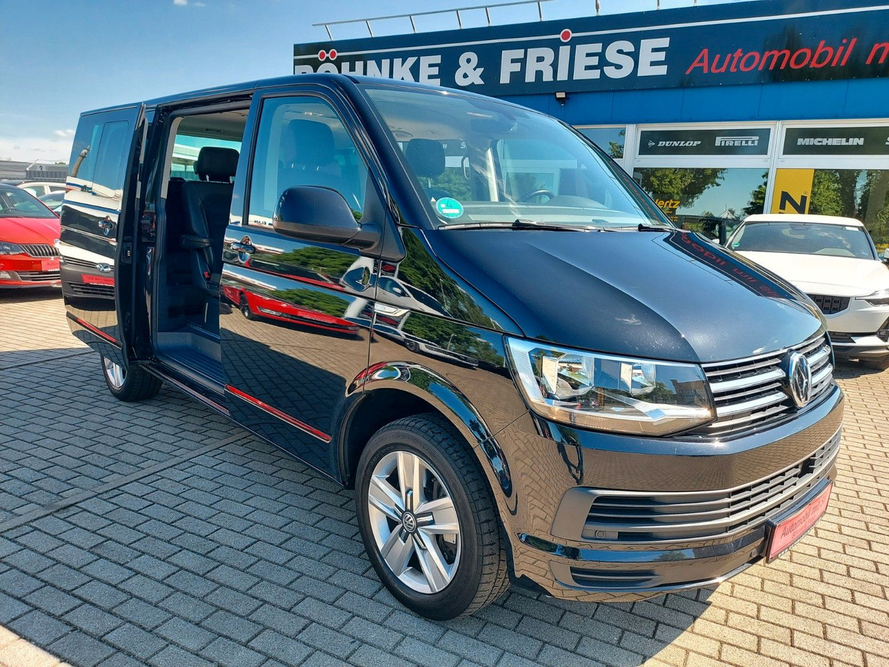Volkswagen T6 Multivan Bus DSG Alcantara Navi 2XSchiebetür - ميكروباص: صورة 5 Volkswagen T6 Multivan Bus DSG Alcantara Navi 2XSchiebetür - ميكروباص: صورة 5