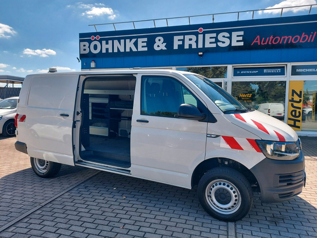 Volkswagen T6 Transporter Kasten-Kombi Lang 4 Motion Klima - ميكروباص: صورة 1 Volkswagen T6 Transporter Kasten-Kombi Lang 4 Motion Klima - ميكروباص: صورة 1