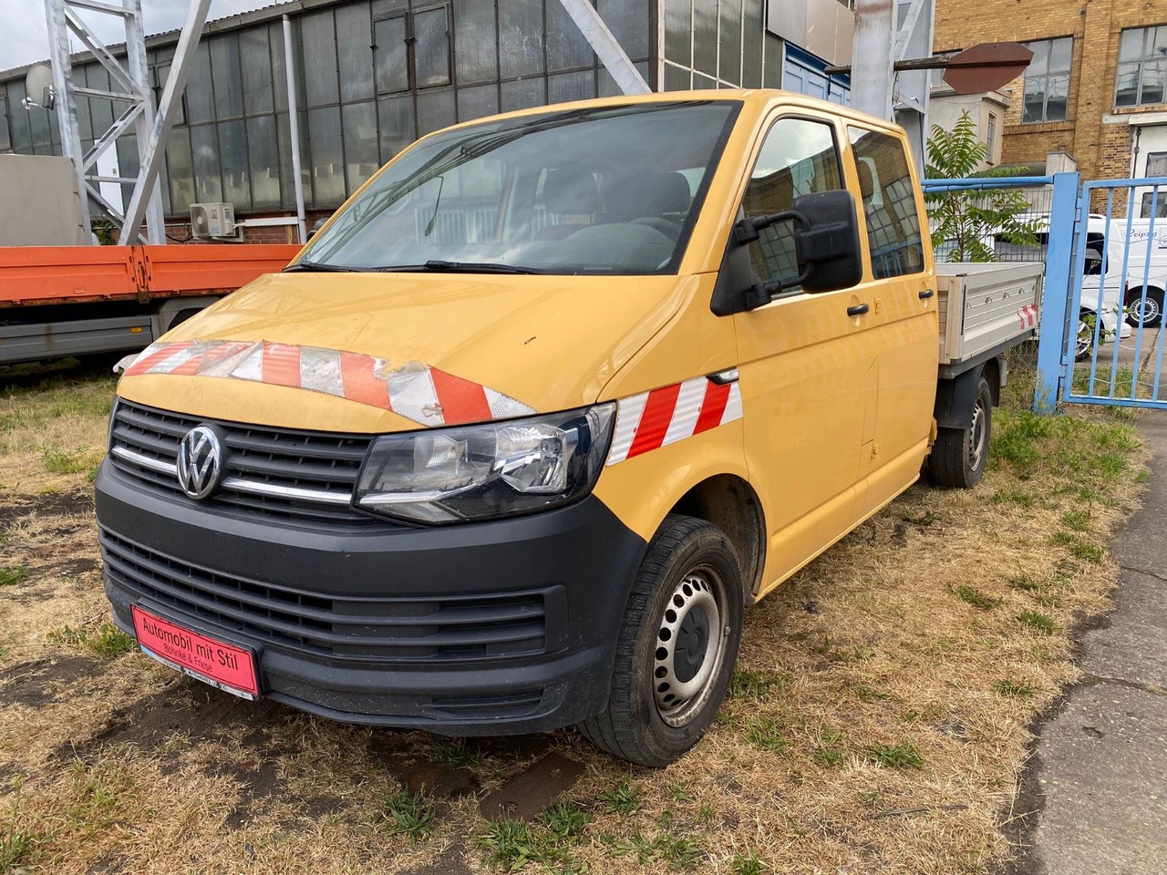 Volkswagen T6 Transporter Pritsche DOKA KLIMA NAVI MOTORSCH - شاحنة توصيل مفتوحة, الشاحنات الصغيرة كابينة مزدوجة: صورة 1 Volkswagen T6 Transporter Pritsche DOKA KLIMA NAVI MOTORSCH - شاحنة توصيل مفتوحة, الشاحنات الصغيرة كابينة مزدوجة: صورة 1