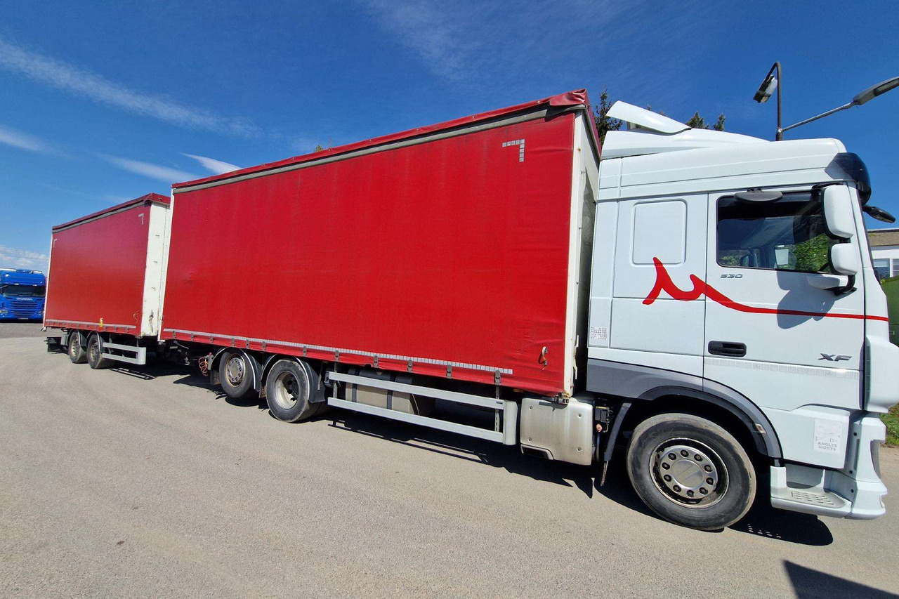 DAF XF 530 FT - شاحنة ذات ستائر جانبية: صورة 1 DAF XF 530 FT - شاحنة ذات ستائر جانبية: صورة 1