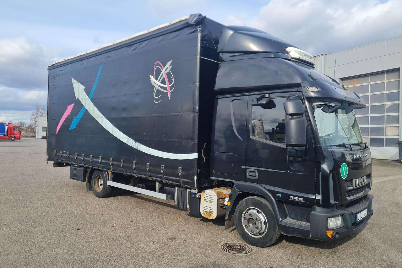 Iveco ML75E18 - شاحنة ذات ستائر جانبية: صورة 1 Iveco ML75E18 - شاحنة ذات ستائر جانبية: صورة 1
