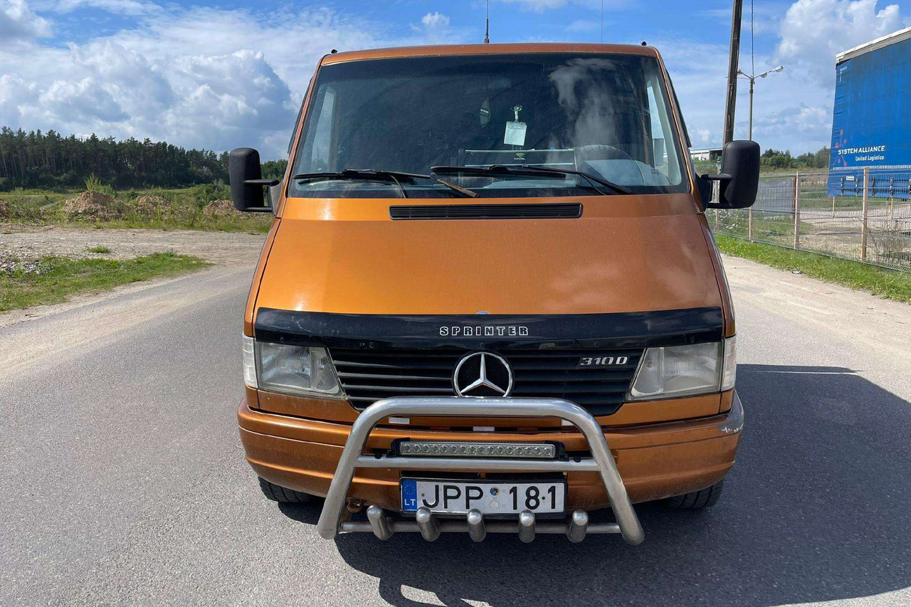 Mercedes-Benz 310 - فان: صورة 5 Mercedes-Benz 310 - فان: صورة 5