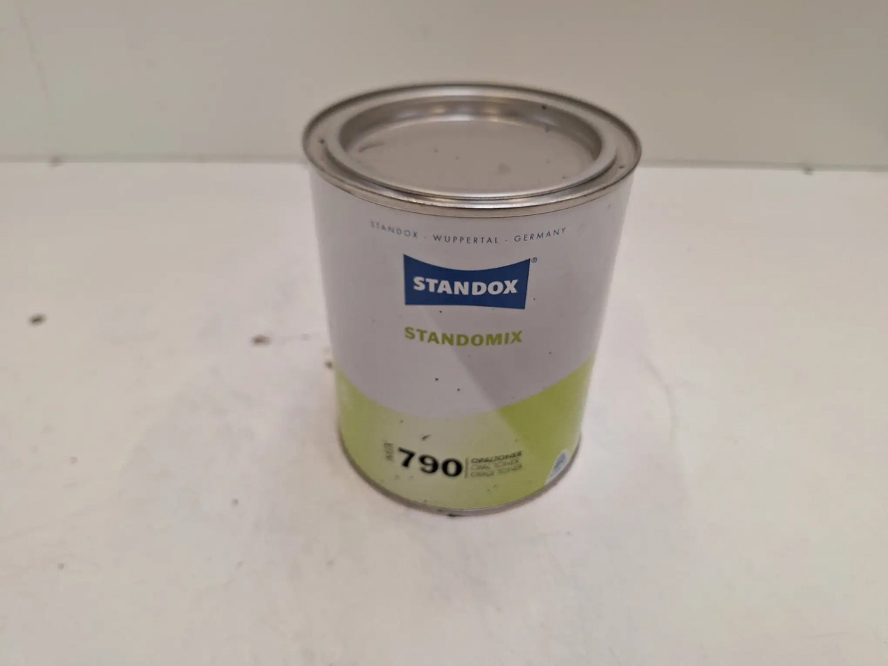 1 Dose Standomix (Standox) - معدات الورشة: صورة 1 1 Dose Standomix (Standox) - معدات الورشة: صورة 1