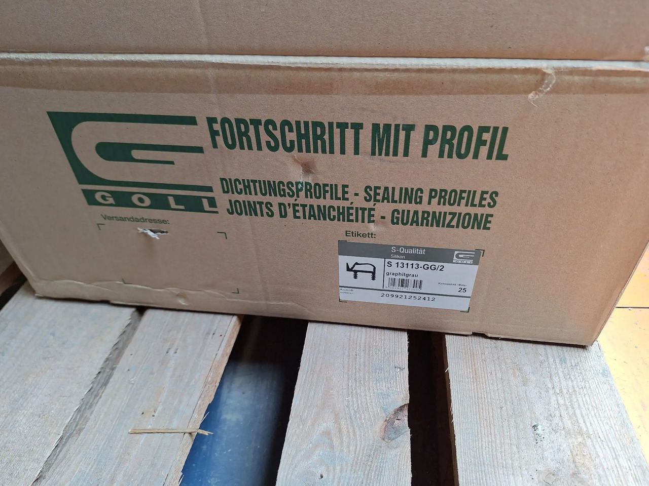 1 Stk. Dichtungsprofil (Goll) - معدات الورشة: صورة 2 1 Stk. Dichtungsprofil (Goll) - معدات الورشة: صورة 2