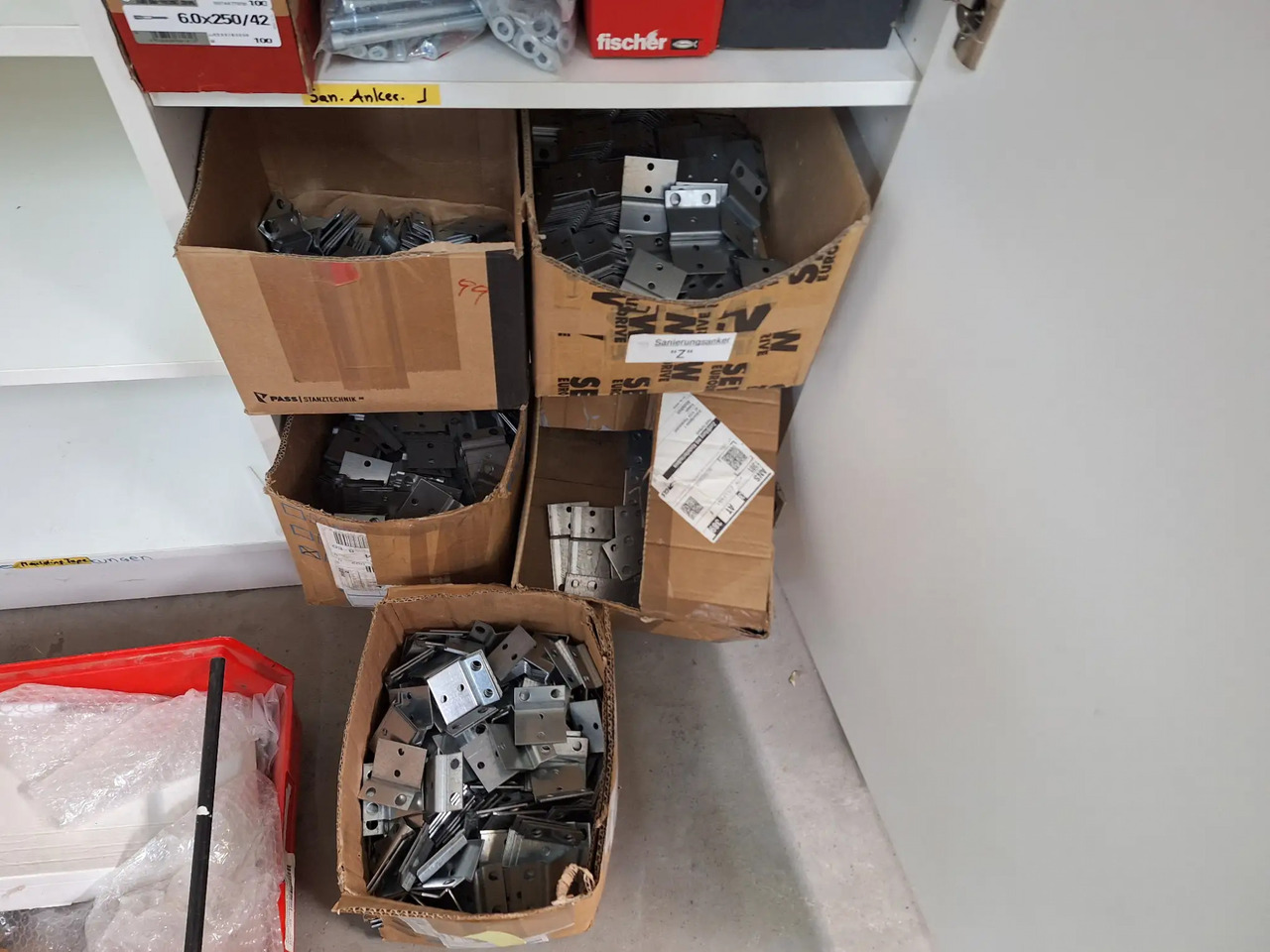 1 Stk. Regalinhalt - معدات الورشة: صورة 1 1 Stk. Regalinhalt - معدات الورشة: صورة 1