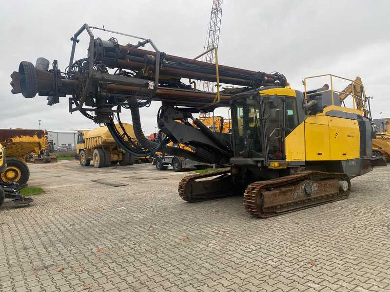 Atlas-Copco Epiroc FlexiROC D65 NVT - معدات حفر: صورة 1 Atlas-Copco Epiroc FlexiROC D65 NVT - معدات حفر: صورة 1