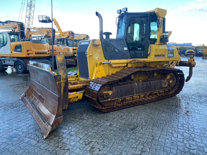 Komatsu D61EX-15 NVT - بلدوزر: صورة 1 Komatsu D61EX-15 NVT - بلدوزر: صورة 1