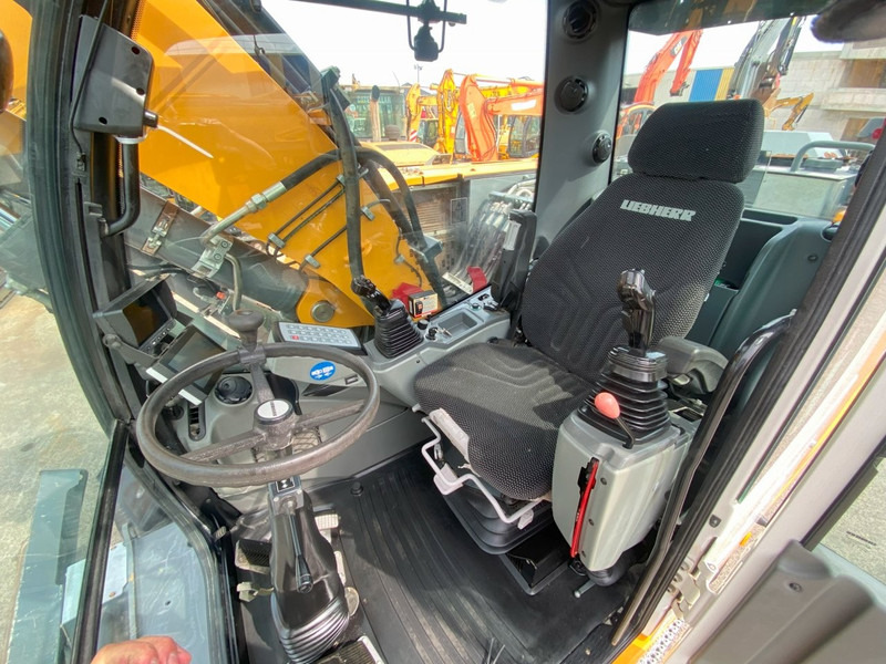 Liebherr A914 NVT - حفار ذو عجلات: صورة 3 Liebherr A914 NVT - حفار ذو عجلات: صورة 3