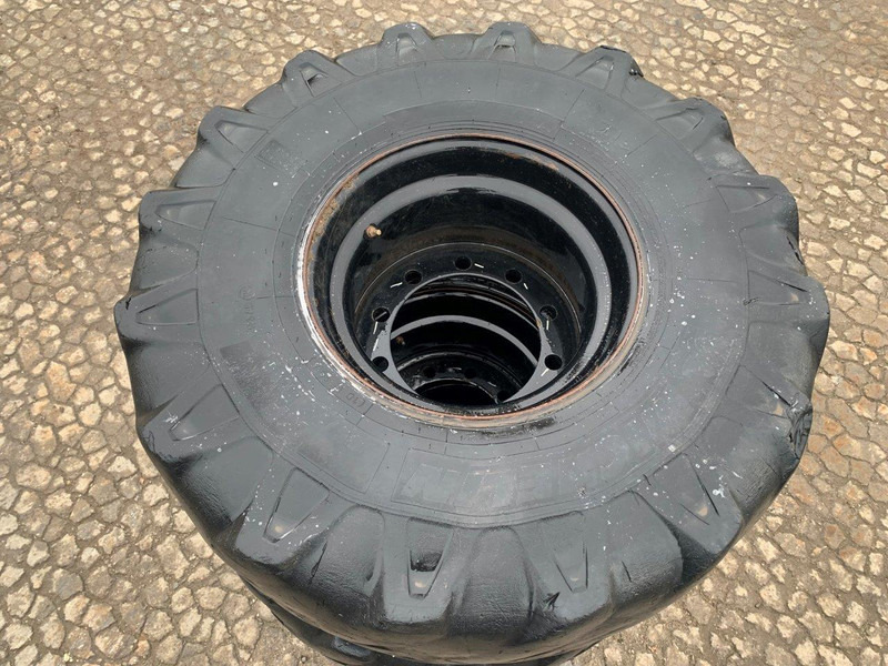 Michelin XF - إطارات: صورة 5 Michelin XF - إطارات: صورة 5