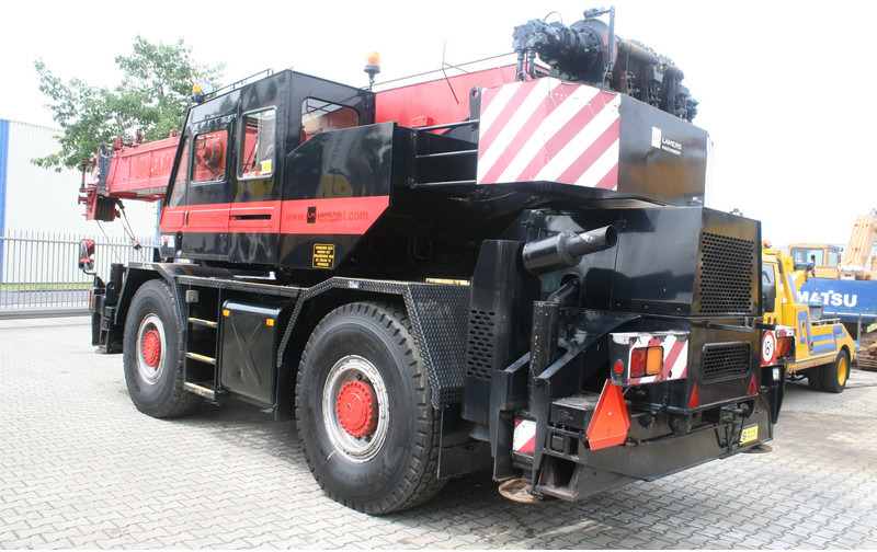 Tadano TR300EX NVT - رافعة لجميع التضاريس: صورة 3 Tadano TR300EX NVT - رافعة لجميع التضاريس: صورة 3