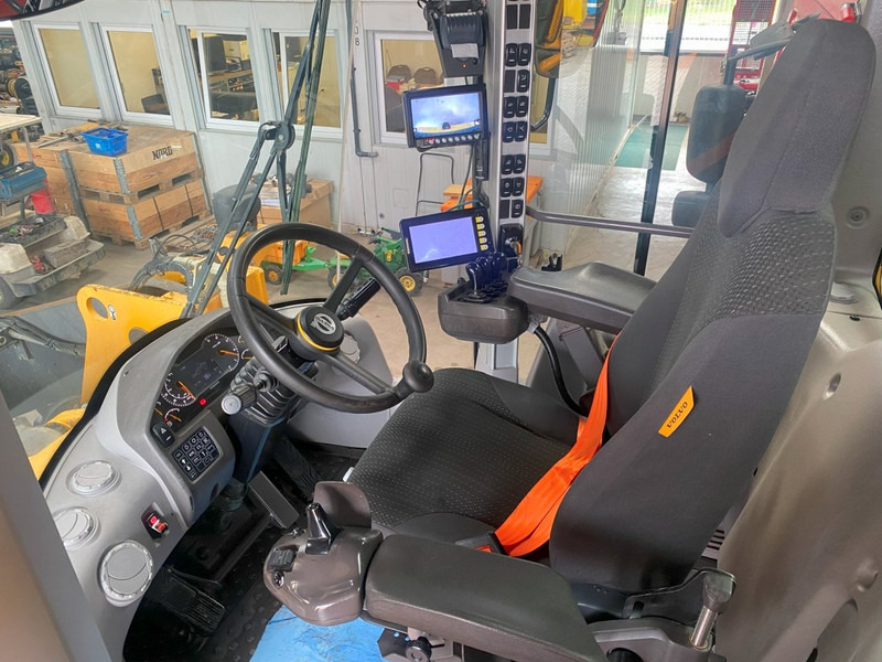 Volvo L120H NVT - اللودر بعجل: صورة 3 Volvo L120H NVT - اللودر بعجل: صورة 3