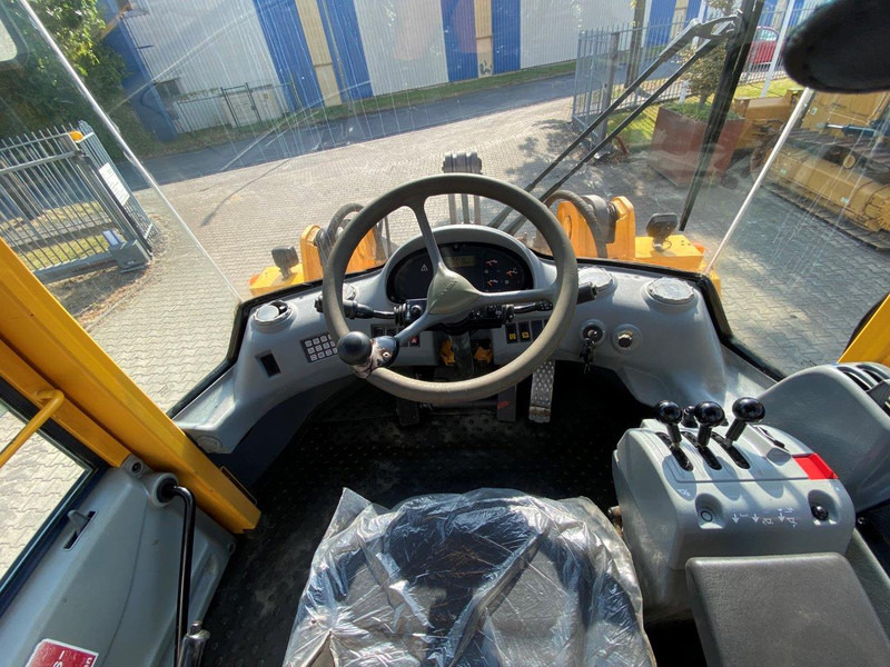 Volvo L70 D NVT - اللودر بعجل: صورة 5 Volvo L70 D NVT - اللودر بعجل: صورة 5