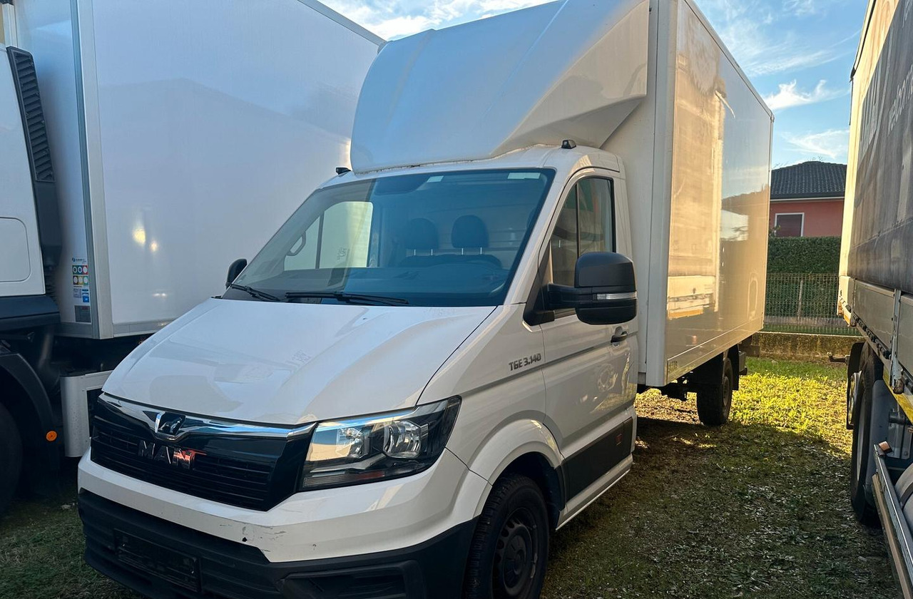 Volkswagen - شاحنة بصندوق مغلق: صورة 1 Volkswagen - شاحنة بصندوق مغلق: صورة 1