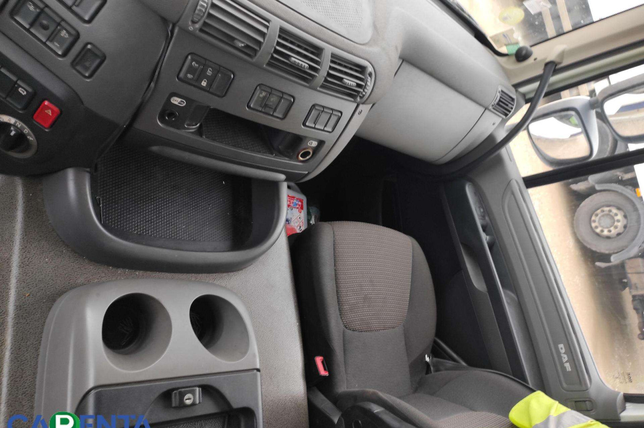 شاحنة متساوية الحرارة DAF CF 310 FA: صورة 8