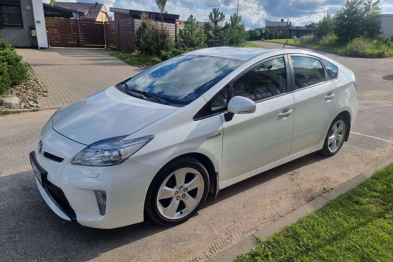 Toyota Corolla - سيارة: صورة 5 Toyota Corolla - سيارة: صورة 5