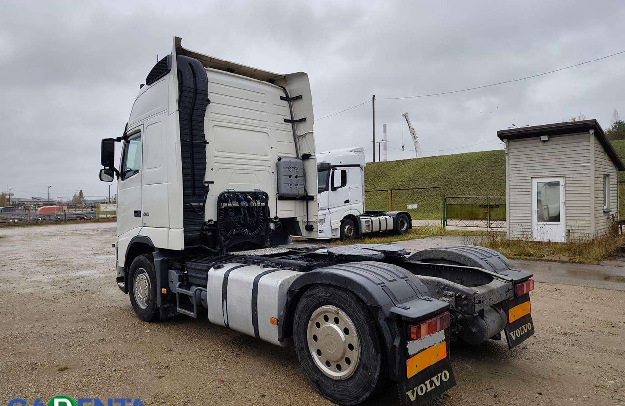 Volvo FH 42T TA 2026 09 aptarnavimai tik - رأس تريلا: صورة 3 Volvo FH 42T TA 2026 09 aptarnavimai tik - رأس تريلا: صورة 3