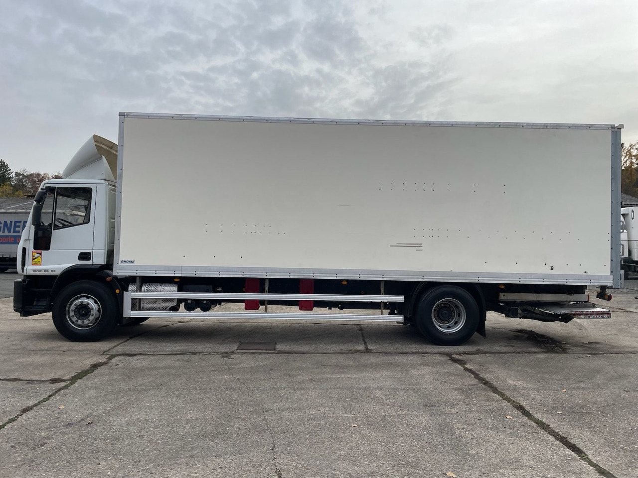 Iveco Eurocargo ML190EL Koffer/LBW/DHOLLANDIA/AC/EU6 - شاحنة صندوقية: صورة 4 Iveco Eurocargo ML190EL Koffer/LBW/DHOLLANDIA/AC/EU6 - شاحنة صندوقية: صورة 4
