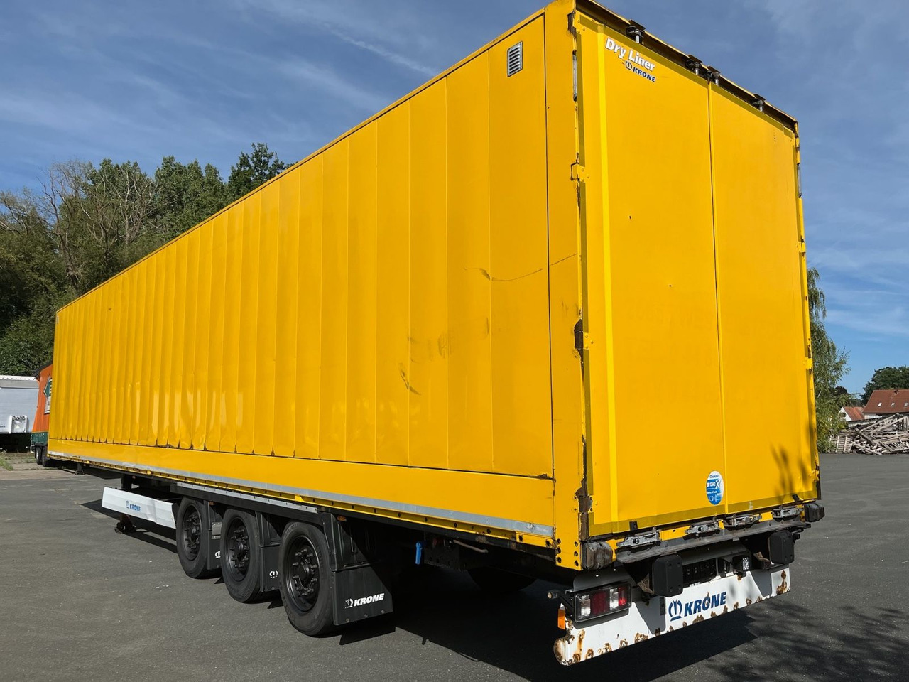 Krone SD/DA03LNF Koffer/TÜV03-2026/Payload-27607kg - نصف مقطورة بصندوق مغلق: صورة 4 Krone SD/DA03LNF Koffer/TÜV03-2026/Payload-27607kg - نصف مقطورة بصندوق مغلق: صورة 4