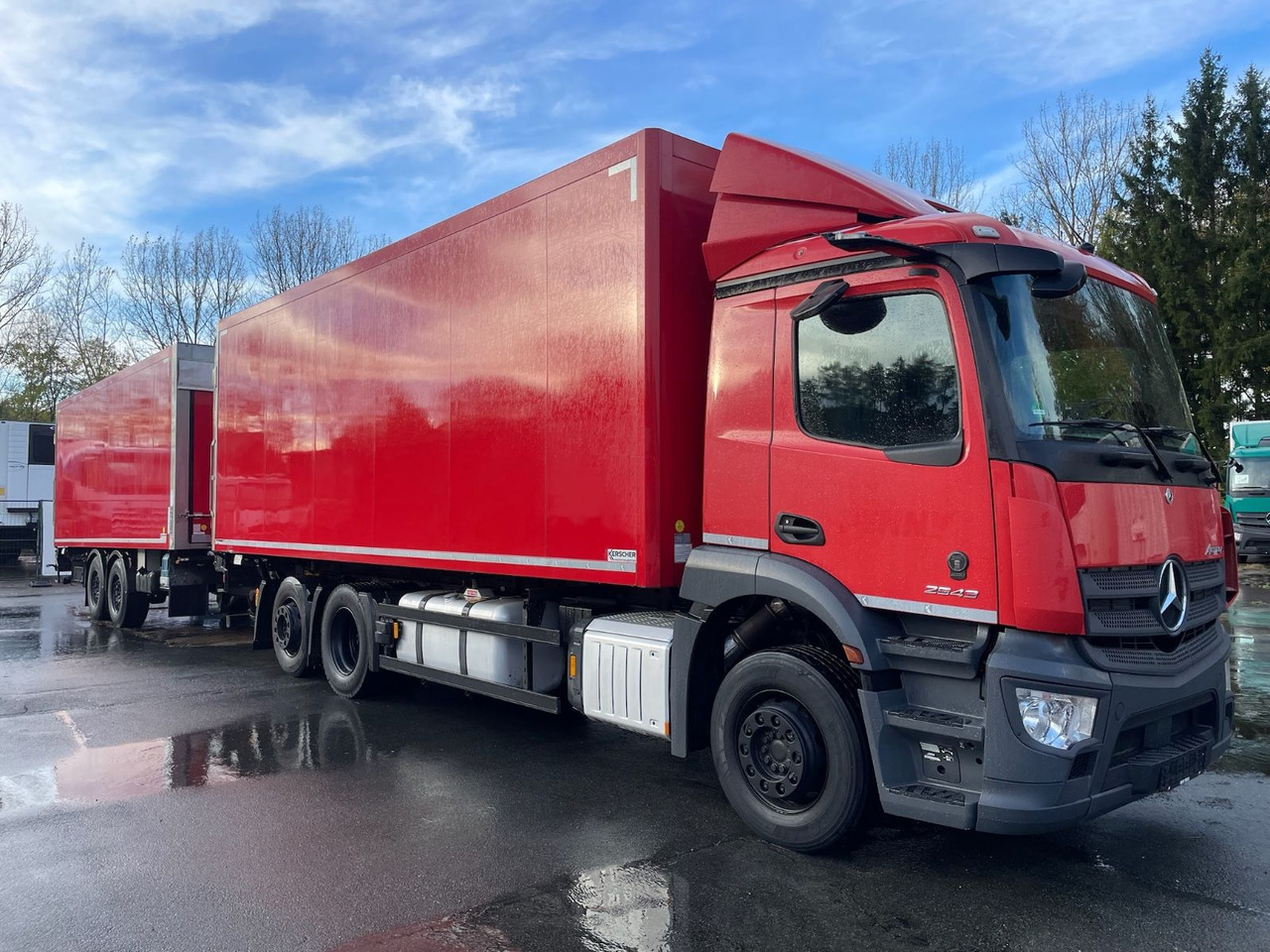Mercedes-Benz Actros 2543 6x2 Kühlkoffer/CARRIER/KERSCHER/EU6d - شاحنة ذات مبرد: صورة 1 Mercedes-Benz Actros 2543 6x2 Kühlkoffer/CARRIER/KERSCHER/EU6d - شاحنة ذات مبرد: صورة 1