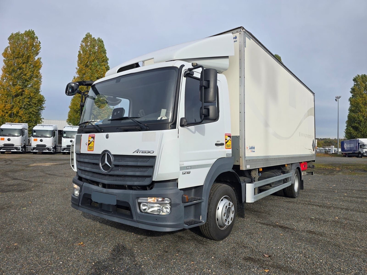 Mercedes-Benz Atego 1218 4x2 Koffer/FULL-ADR/EXIII/LBW/AC/EU6d - شاحنة صندوقية: صورة 2 Mercedes-Benz Atego 1218 4x2 Koffer/FULL-ADR/EXIII/LBW/AC/EU6d - شاحنة صندوقية: صورة 2