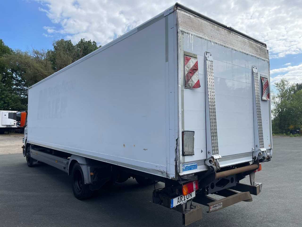 Mercedes-Benz Atego 2 1222 4x2 Koffer/LBW/DAUTEL/8,25m/AC/EU5 - شاحنة صندوقية: صورة 4 Mercedes-Benz Atego 2 1222 4x2 Koffer/LBW/DAUTEL/8,25m/AC/EU5 - شاحنة صندوقية: صورة 4
