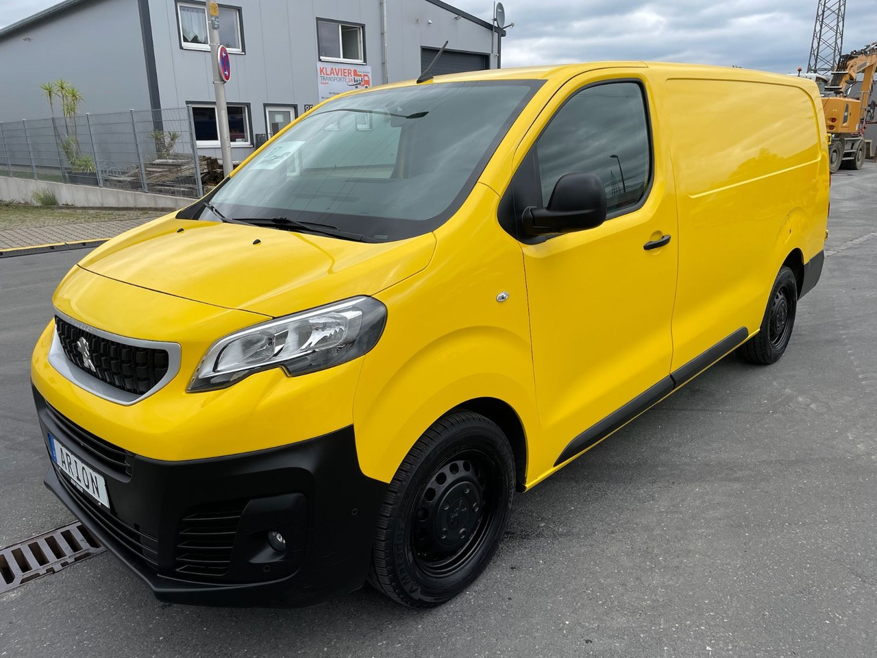 Peugeot Expert Kasten Pro L3/2.0 BlueHDI/AC/15xVerfügbar - فان المدمجة: صورة 3 Peugeot Expert Kasten Pro L3/2.0 BlueHDI/AC/15xVerfügbar - فان المدمجة: صورة 3