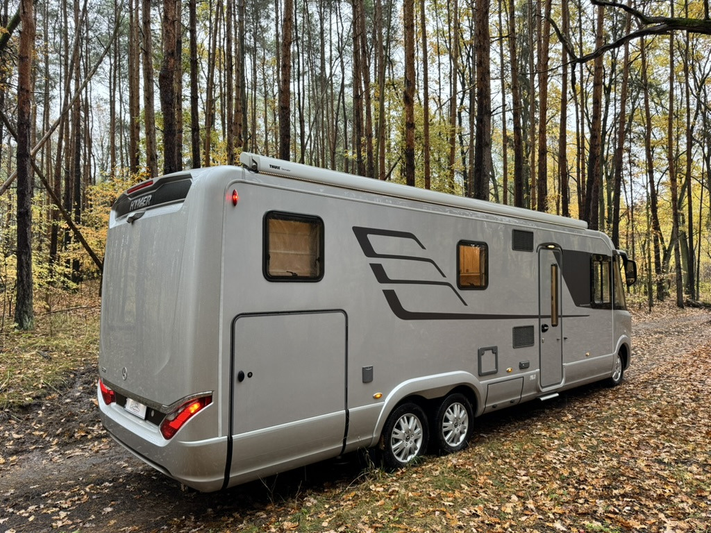 HYMER / ERIBA BML880 - موتر هوم متكامل: صورة 3 HYMER / ERIBA BML880 - موتر هوم متكامل: صورة 3