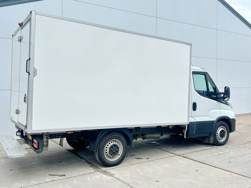 Iveco Daily 35S14 2.3 Automaat Koelwagen Kuhlkoffer Bakwagen -20 Vriezer Koeler Climate Control Cruise Control Camera - شاحنة توصيل مبردة: صورة 4 Iveco Daily 35S14 2.3 Automaat Koelwagen Kuhlkoffer Bakwagen -20 Vriezer Koeler Climate Control Cruise Control Camera - شاحنة توصيل مبردة: صورة 4