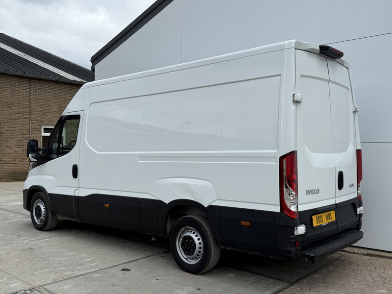 Iveco Daily 35S14 2.3 L2H2 Airco Cruise 3.5ton Trekgewicht Lucht geveerde stoel - فان المدمجة: صورة 2 Iveco Daily 35S14 2.3 L2H2 Airco Cruise 3.5ton Trekgewicht Lucht geveerde stoel - فان المدمجة: صورة 2