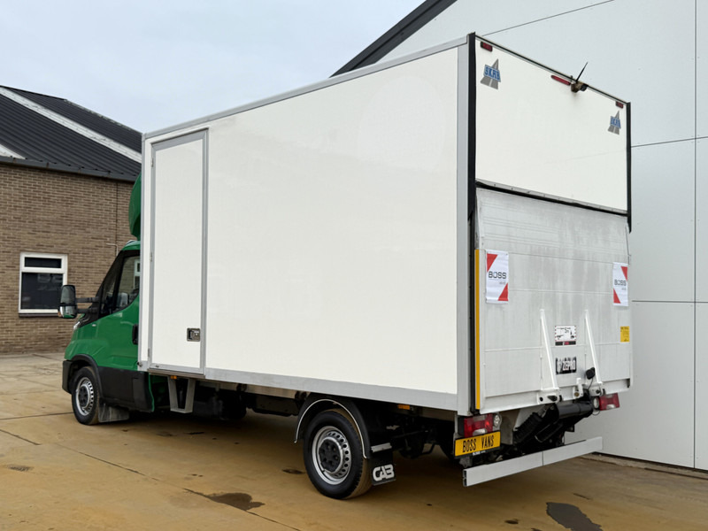 Iveco Daily 35S14 2.3 Laadklep Automaat LED Climate Control Cruise Control Standkachel Camera Koffer Bakwagen Meubelbak - شاحنة بصندوق مغلق: صورة 2 Iveco Daily 35S14 2.3 Laadklep Automaat LED Climate Control Cruise Control Standkachel Camera Koffer Bakwagen Meubelbak - شاحنة بصندوق مغلق: صورة 2