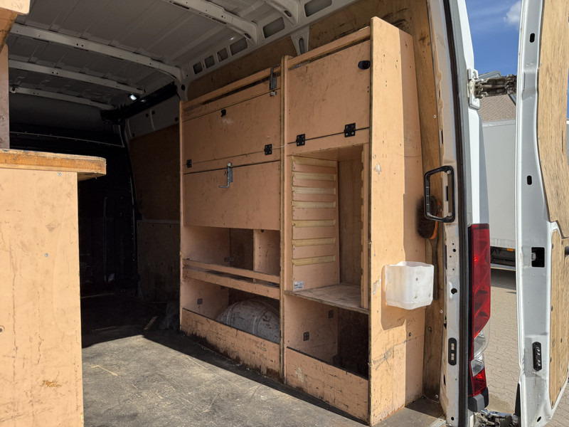 تأجير Iveco Daily 35S14 L2H2 Luchtvering Trekhaak Cruise Control Climate Control Lucht Geveerde Bestuurdersstoel Iveco Daily 35S14 L2H2 Luchtvering Trekhaak Cruise Control Climate Control Lucht Geveerde Bestuurdersstoel: صورة 14