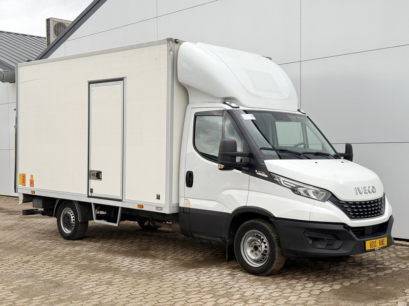 Iveco Daily 35S18 3.0 Laadklep Automaat LED Climate Control Adaptieve Cruise Control Standkachel Camera Navigatie - شاحنة بصندوق مغلق: صورة 4 Iveco Daily 35S18 3.0 Laadklep Automaat LED Climate Control Adaptieve Cruise Control Standkachel Camera Navigatie - شاحنة بصندوق مغلق: صورة 4