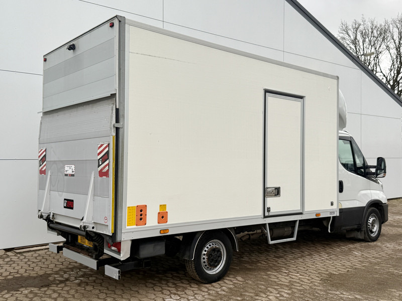 Iveco Daily 35S18 3.0 Laadklep Automaat LED Climate Control Adaptieve Cruise Control Standkachel Camera Navigatie - شاحنة بصندوق مغلق: صورة 3 Iveco Daily 35S18 3.0 Laadklep Automaat LED Climate Control Adaptieve Cruise Control Standkachel Camera Navigatie - شاحنة بصندوق مغلق: صورة 3