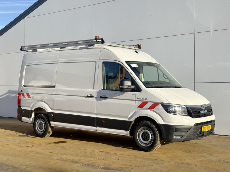 MAN TGE 3.140 2.0 TDI L3H3 Airco Cruise Control Trekhaak Carplay Navigatie Parkeersensoren voor achter - فان: صورة 4 MAN TGE 3.140 2.0 TDI L3H3 Airco Cruise Control Trekhaak Carplay Navigatie Parkeersensoren voor achter - فان: صورة 4