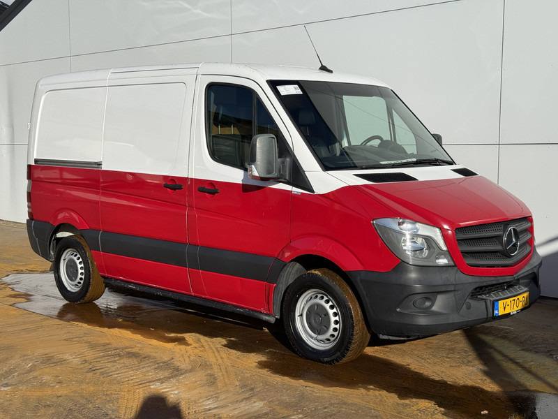 Mercedes-Benz Sprinter 214 2.2 CDI L1H1 Climate Control Cruise Control Navigatie Trekhaak - فان المدمجة: صورة 4 Mercedes-Benz Sprinter 214 2.2 CDI L1H1 Climate Control Cruise Control Navigatie Trekhaak - فان المدمجة: صورة 4