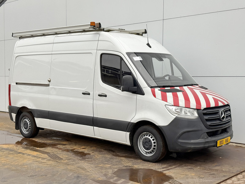 Mercedes-Benz Sprinter 314 2.2 CDI L2H2 Imperiaal Inbouw Climate Control Cruise Control Carplay - فان: صورة 4 Mercedes-Benz Sprinter 314 2.2 CDI L2H2 Imperiaal Inbouw Climate Control Cruise Control Carplay - فان: صورة 4